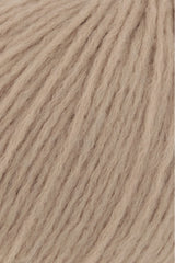 Lang Yarns Promise – 100g / 260m – Camel (0039) – detail