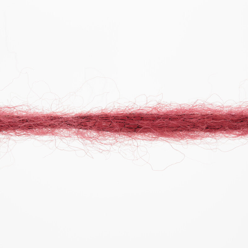 Lang Yarns Promise – 100g / 260m – Ruby (0060) – yarn texture