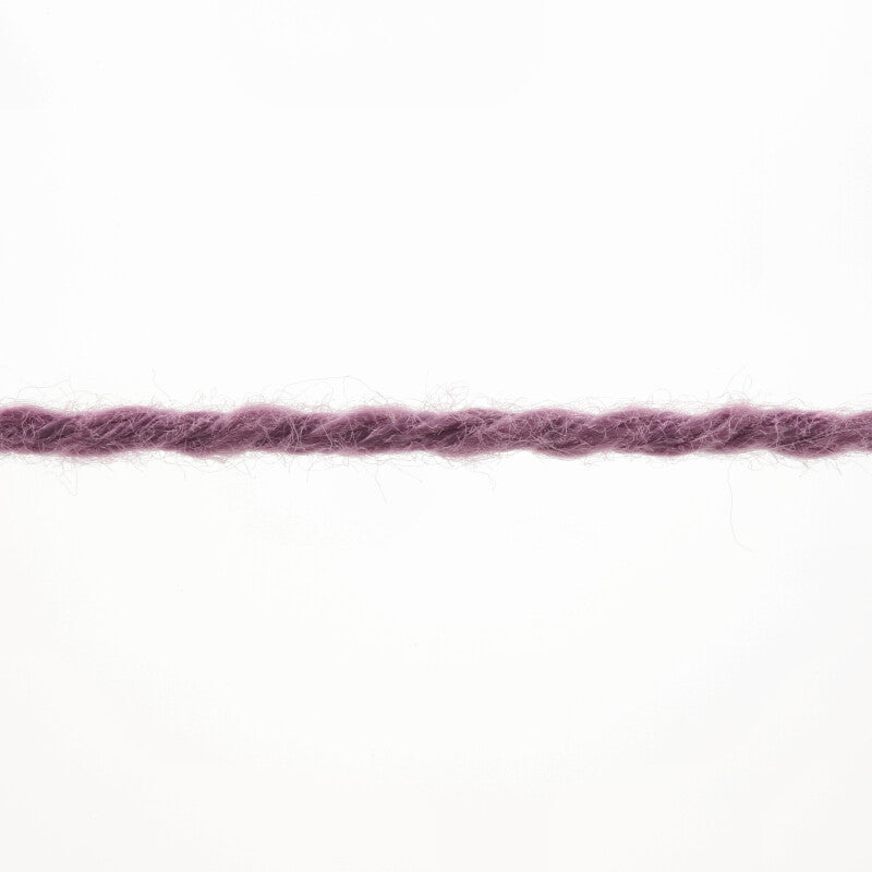 Lang Yarns Sweet – 50g / 135m – Bougainvillea (0145) – yarn texture
