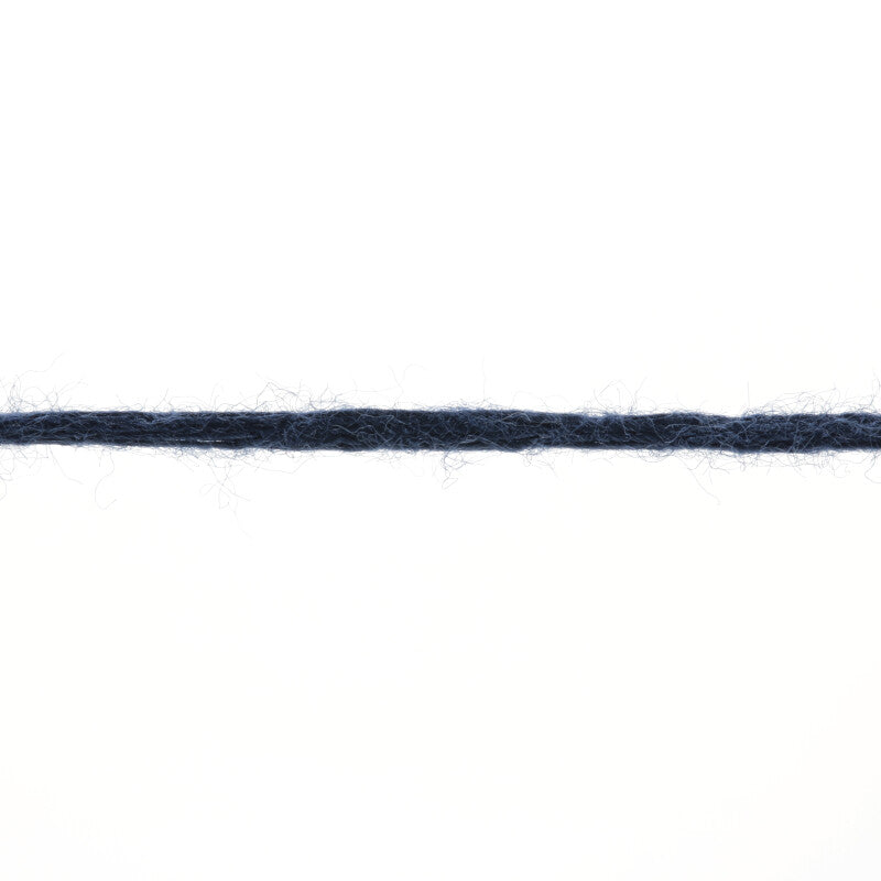 Lang Yarns Belle – 50g / 190m – Navy (0025) – yarn texture