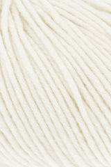 Lang Yarns Merino+ – 50g / 90m – Offwhite (0002) – detail