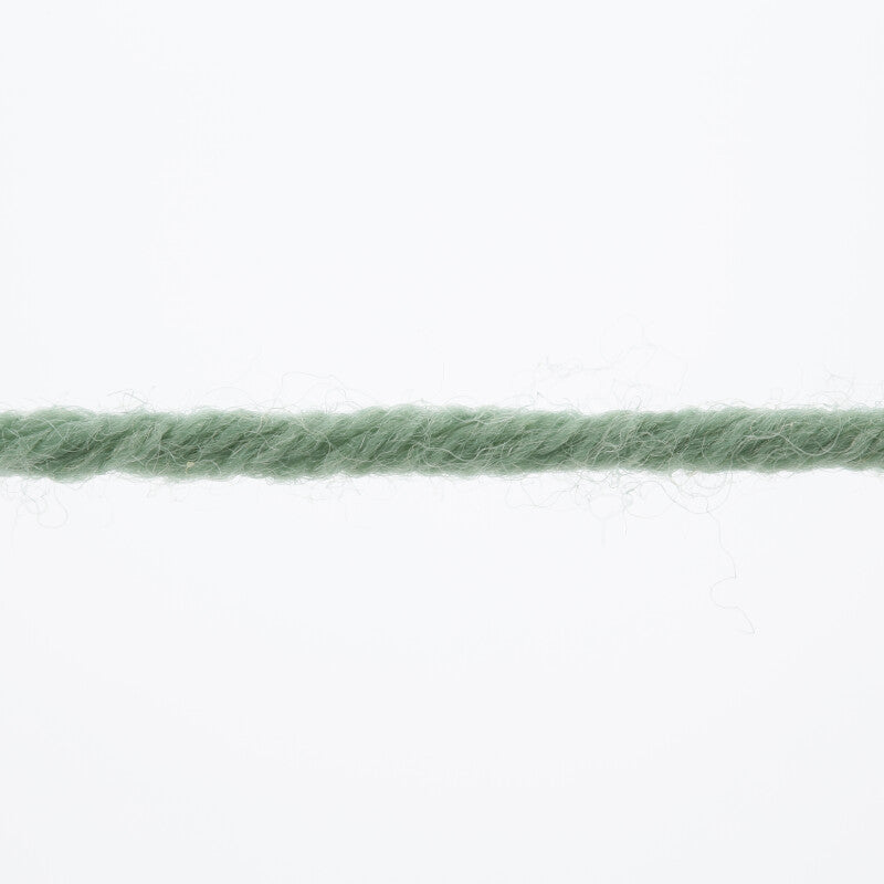 Lang Yarns Merino+ – 50g / 90m – Sage (0091) – yarn texture