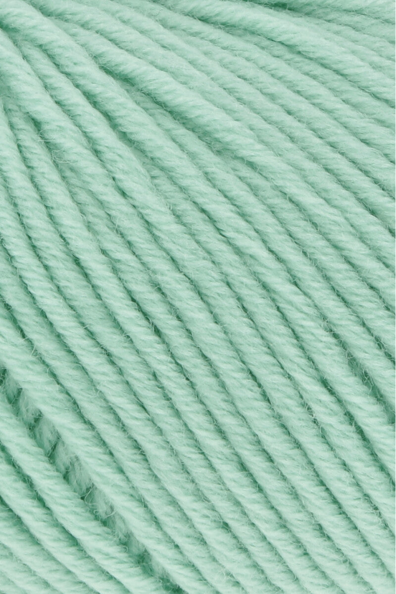 Lang Yarns Merino+ – 50g / 90m – Jade Light (0273) – detail