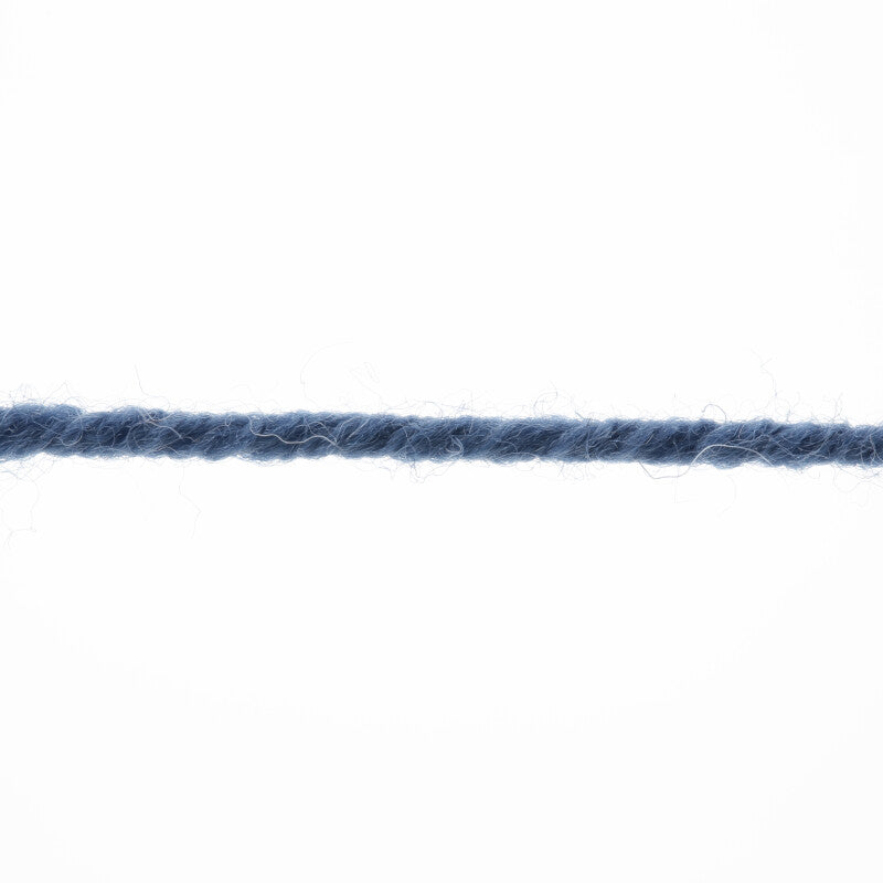 Lang Yarns Merino 150 Yarn, 150m / 50g – Jeans (0034), yarn strand