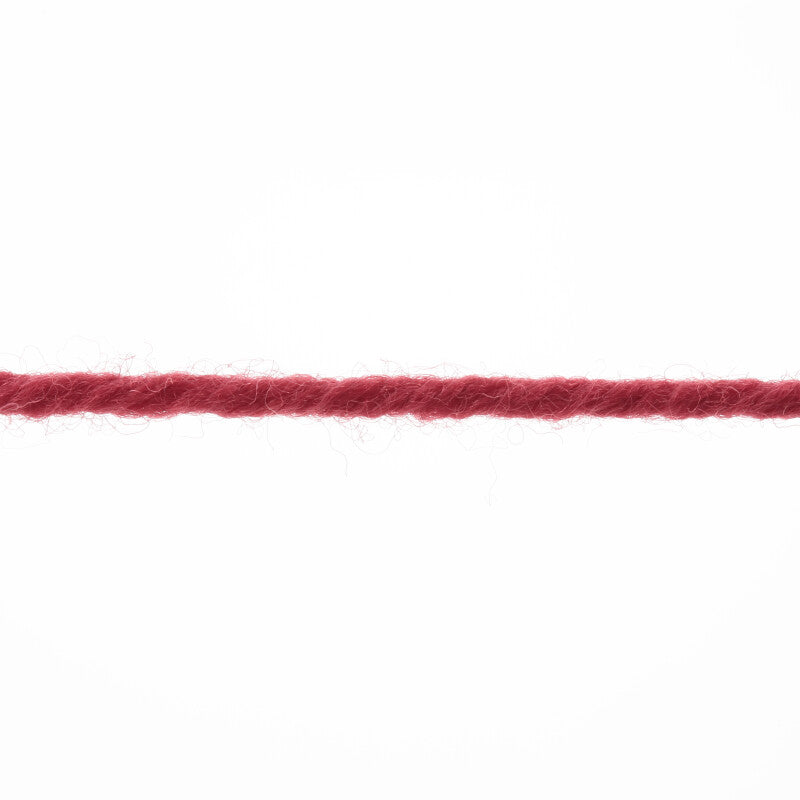 Lang Yarns Merino 150 Yarn, 150m / 50g – Chianti (0062), yarn strand