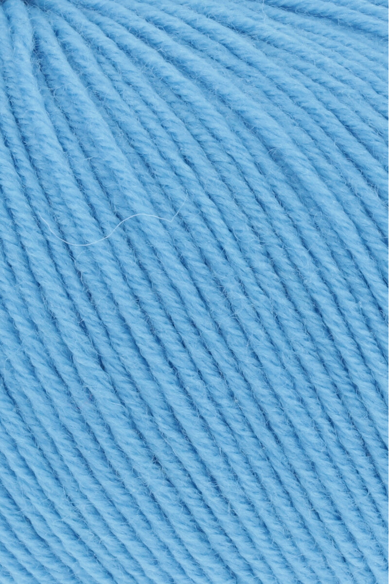 Lang Yarns Merino 150 Yarn, 150m / 50g – Light Turquoise (0079), yarn texture