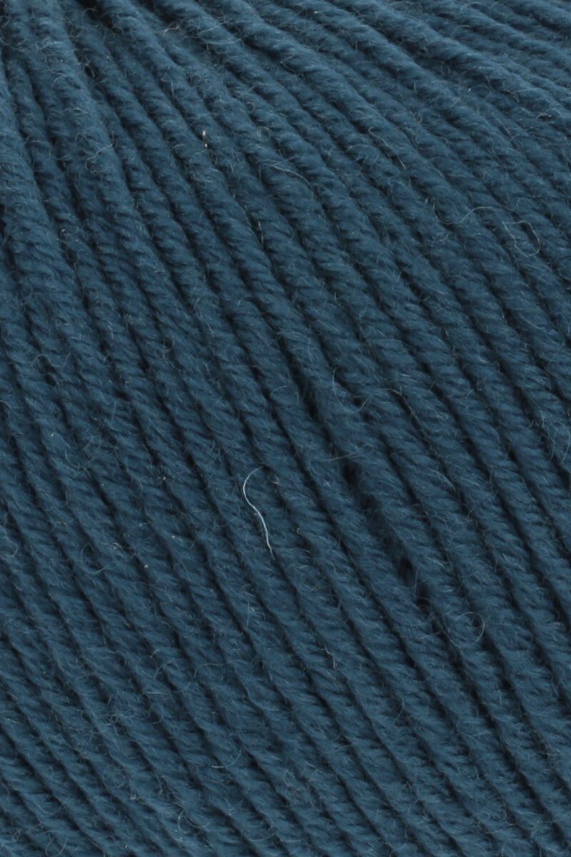Lang Yarns Merino 150 Yarn, 150m / 50g – Steel Blue (0133), yarn texture