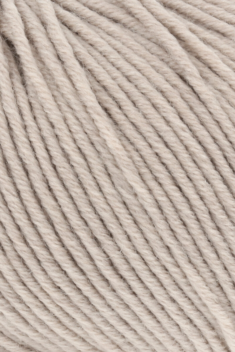 Lang Yarns Merino 120 Yarn, 120m / 50g – Beige Mélange (0226), yarn texture