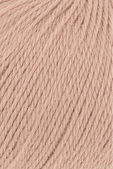 Lang Yarns Baby Alpaca Yarn, 170m / 50g – Salmon (0028), yarn texture