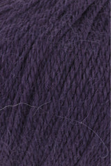Lang Yarns Baby Alpaca Yarn, 170m / 50g – Viola (0080), yarn texture