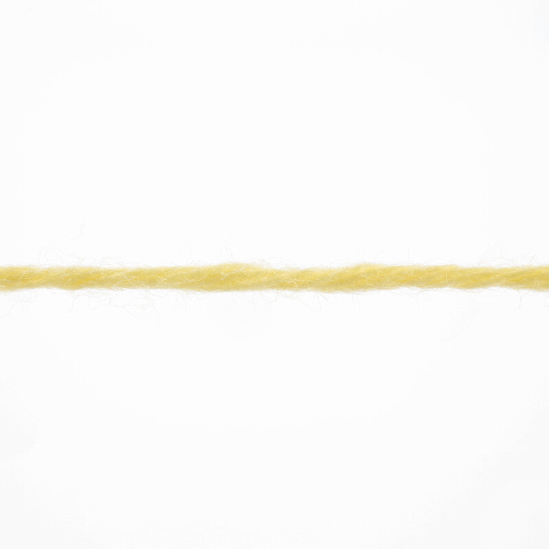 Lang Yarns Merino 200 Bébé Yarn, 203m / 50g – Lemon (0313), yarn strand