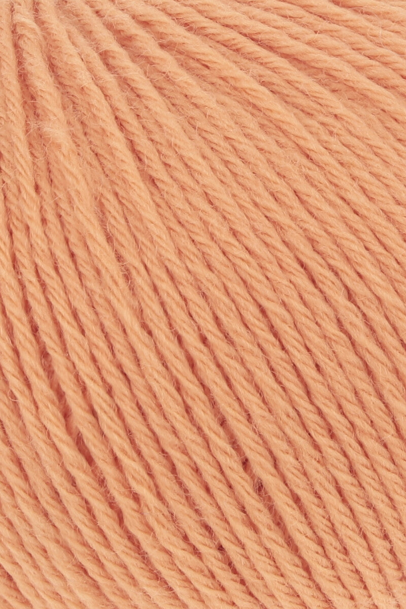 Lang Yarns Merino 200 Bébé Yarn, 203m / 50g – Tangerine (0459), yarn texture
