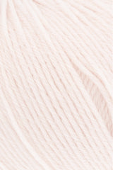 Lang Yarns Merino 200 Bébé Yarn, 203m / 50g – Baby Rose (0519), yarn texture