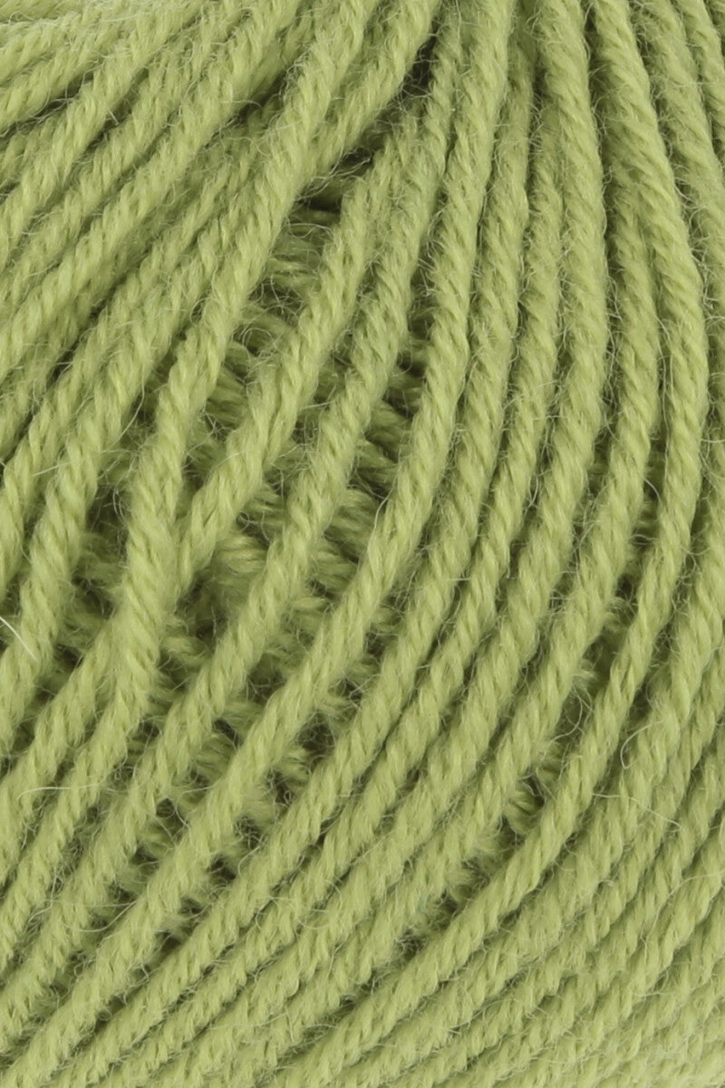 Lang Yarns Atlantis – 50g / 135m – Lime (0044) – detail