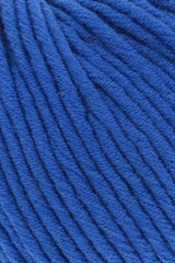 Lang Yarns Merino 50 – 100g / 90m – Cobalt (0021) – detail