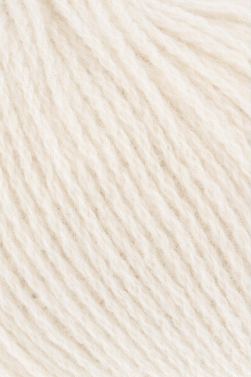 Lang Yarns Cashmere Premium Yarn, 115m / 25g – Offwhite (0002), yarn texture