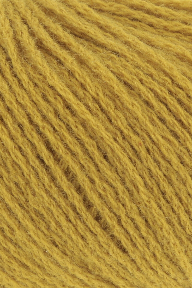 Lang Yarns Cashmere Premium Yarn, 115m / 25g – Gold (0050), yarn texture