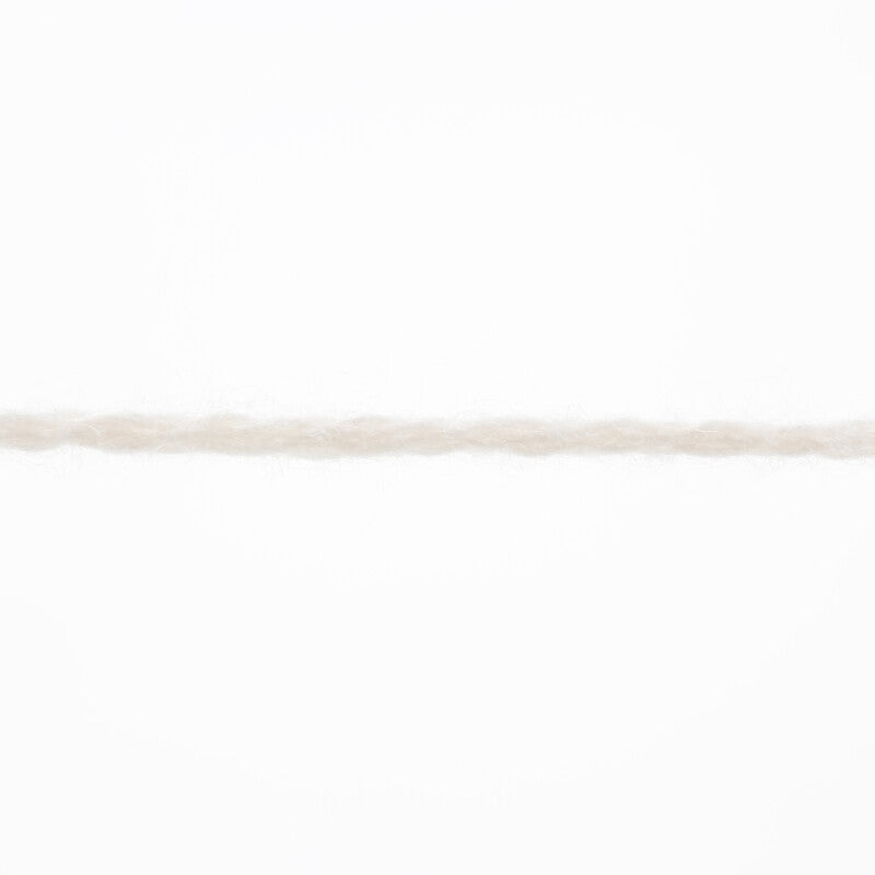 Lang Yarns Cashmere Premium Yarn, 115m / 25g – Sand (0096), yarn strand