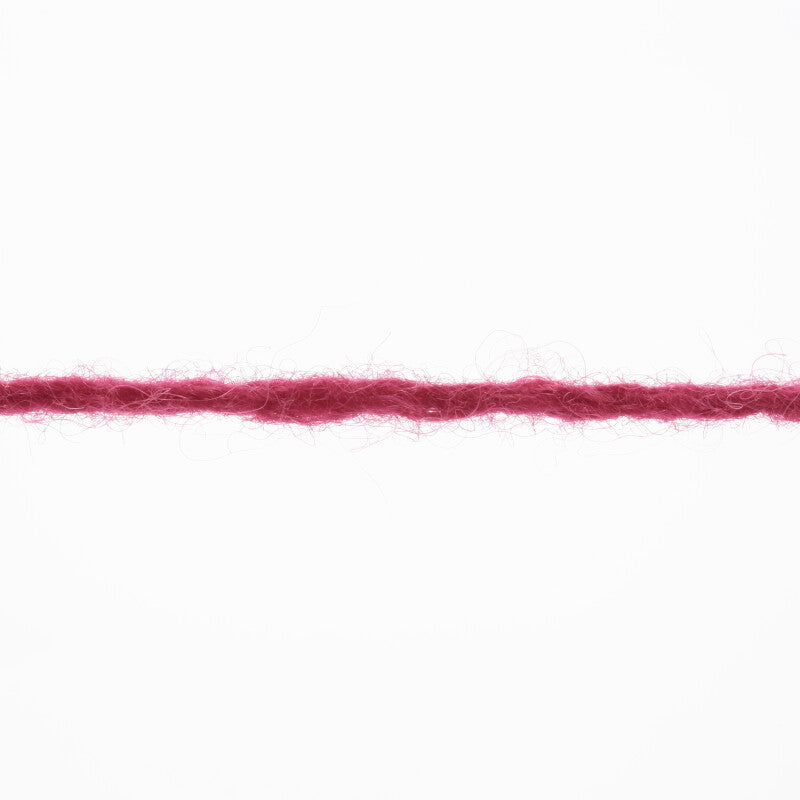 Lang Yarns Cashmere Premium Yarn, 115m / 25g – Burgundy (0164), yarn strand