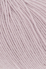 Lang Yarns Merino 400 Lace – 25g / 200m – Rose (0019) – detail