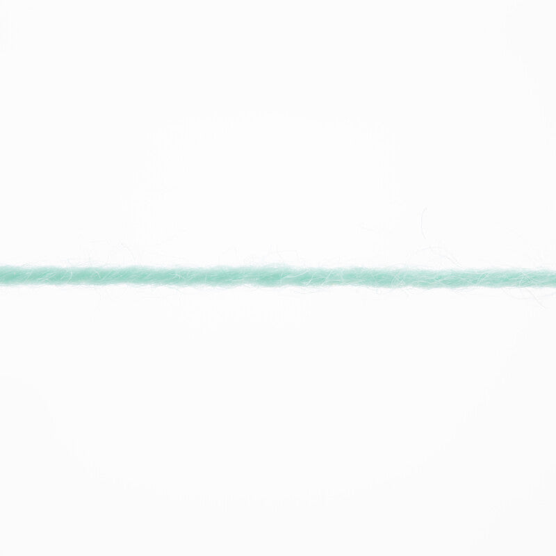 Lang Yarns Jawoll Yarn, 190m / 50g – Emerald (0373), yarn strand