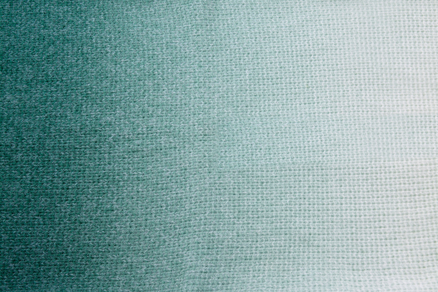 Círculo Marfim – Weiches Farbverlaufsgarn mit Kaschmir-Touch (200g)