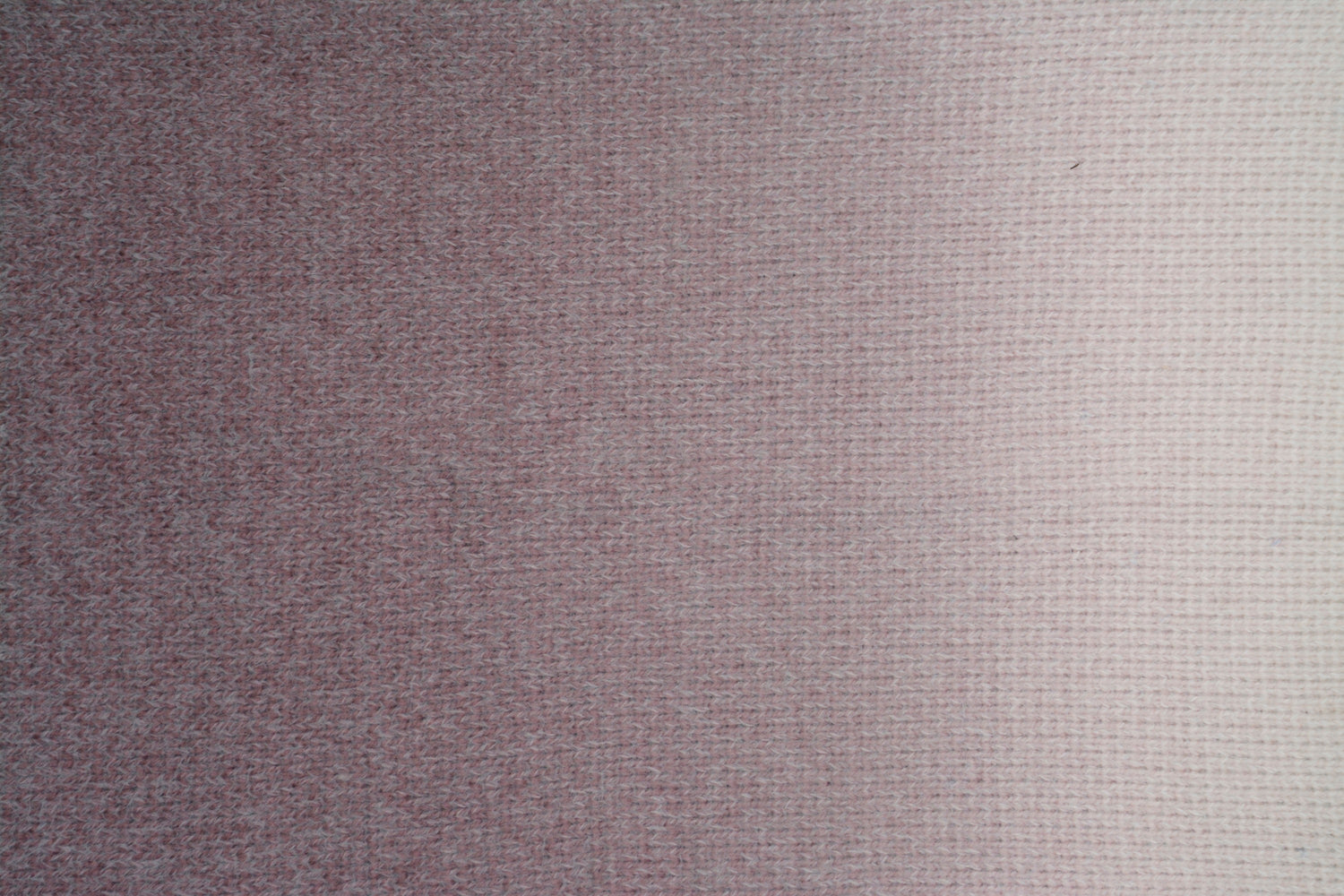 Círculo Marfim – Weiches Farbverlaufsgarn mit Kaschmir-Touch (200g)