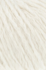 Lang Yarns Amira – 50g / 100m – Offwhite (0094) – detail