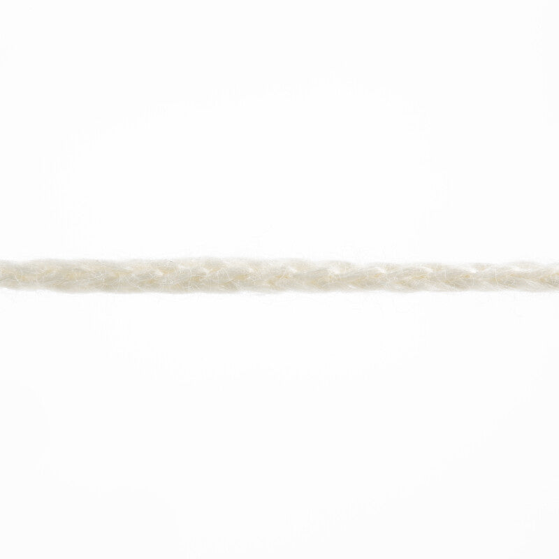 Lang Yarns Norma – 50g / 135m – Sand (0022) – yarn texture