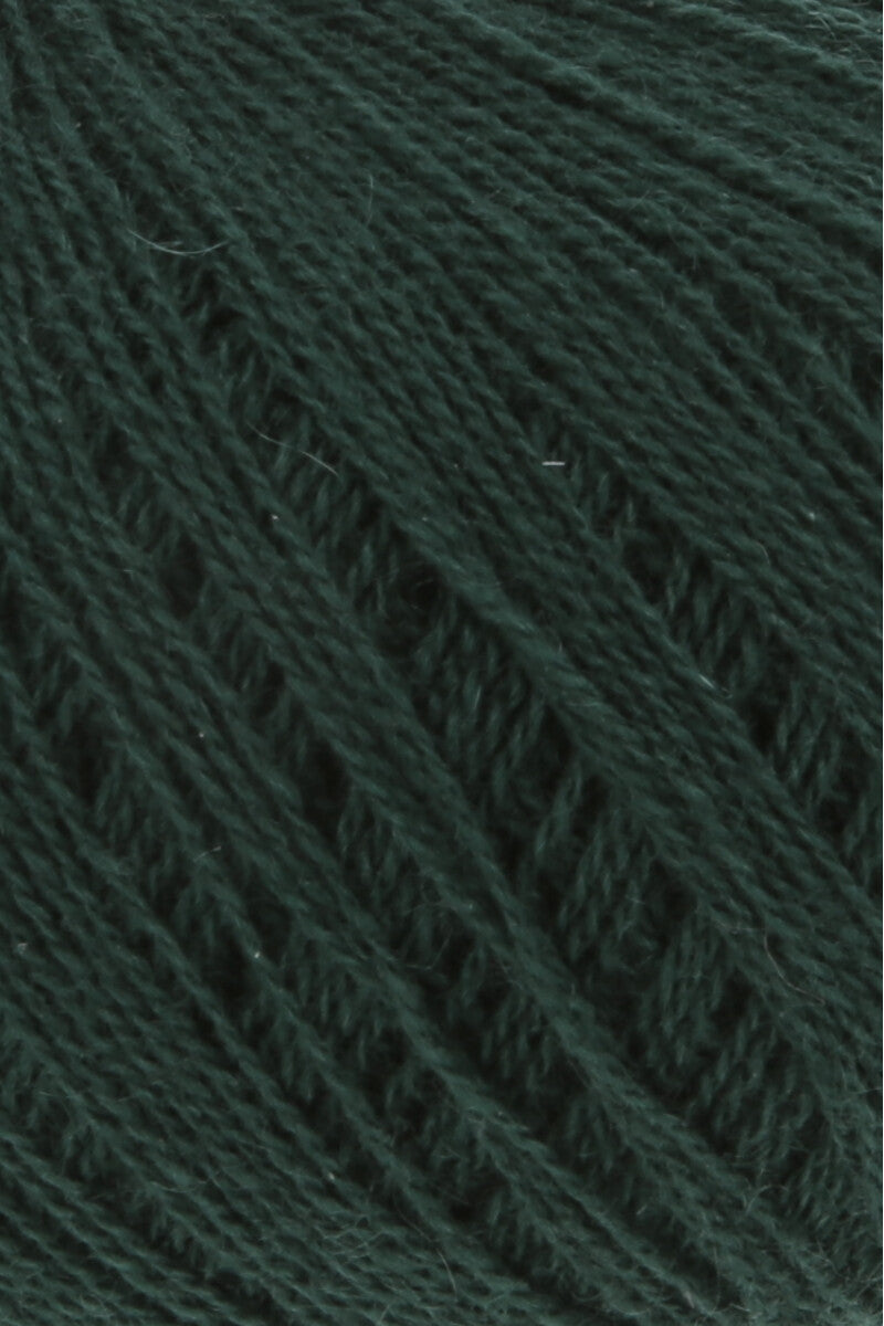 Lang Yarns Cashmere Extra Lace – 25g / 320m – Fir (0017) – detail