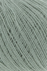 Lang Yarns Cashmere Extra Lace – 25g / 320m – Sage (0092) – detail