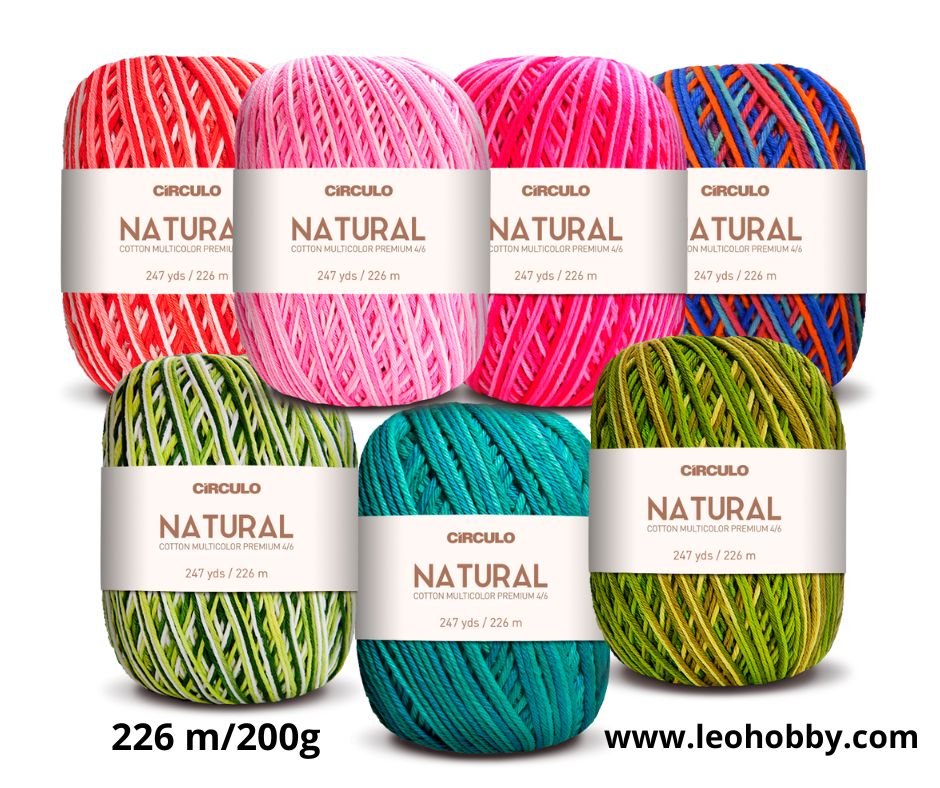 Circulo Barroco Multicolor Yarn - artistic skein view.